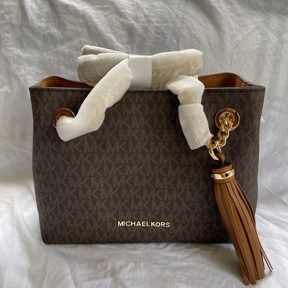 Michael Kors Medium Bag!